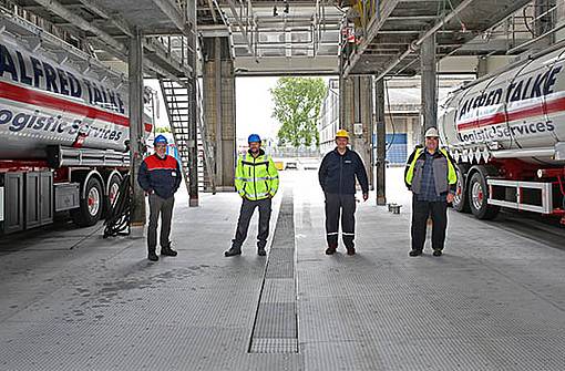 Waschstraße der Talke-Gruppe mit BEKASTEEL und Trucks